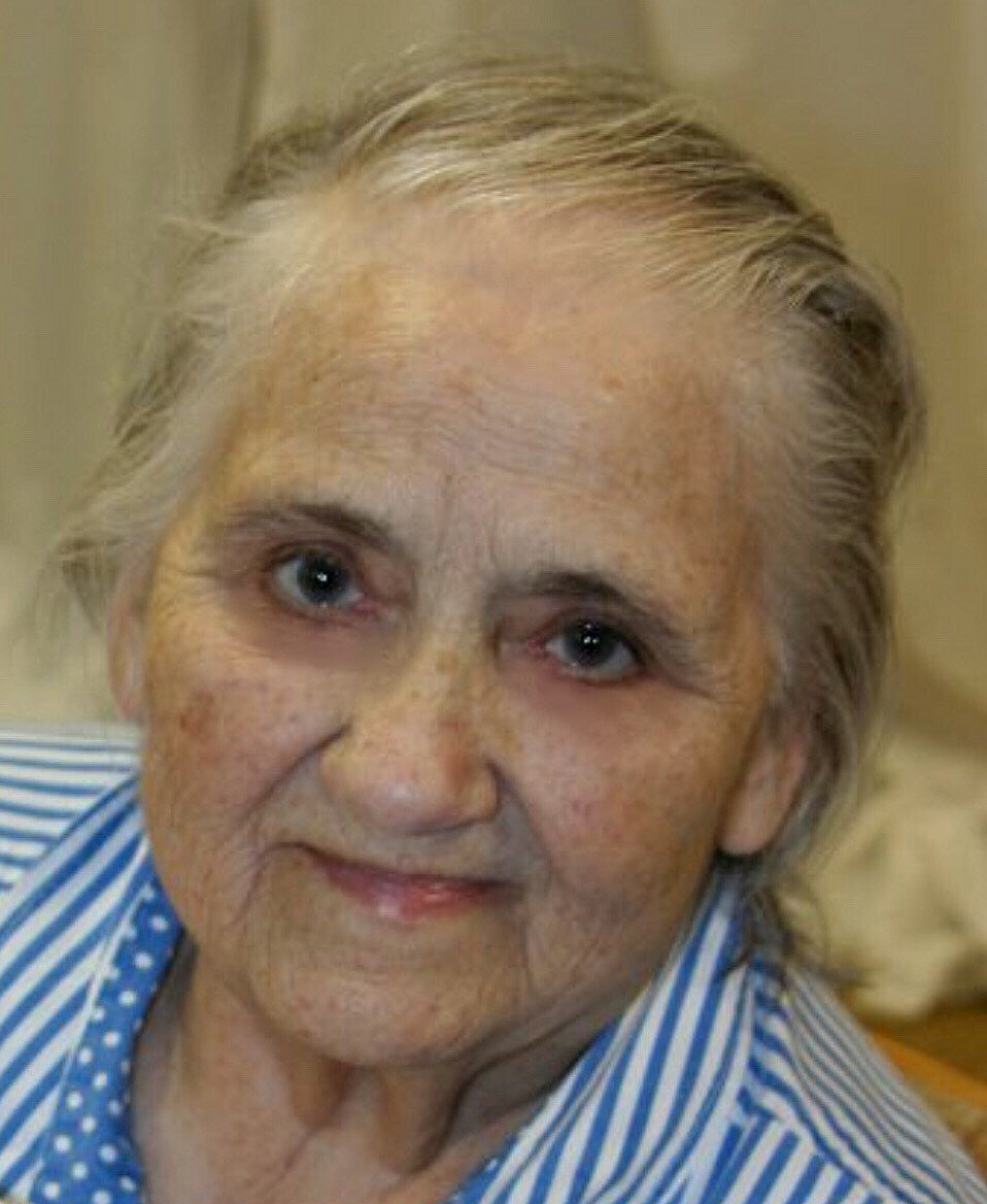 Jennifer Jones Obituary 2025