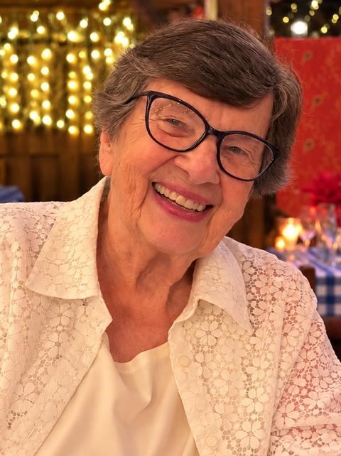 Obituary of Joan Daily Bell