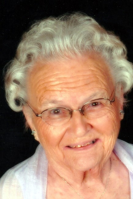 Obituary of Edna Marie Heenan Meadows