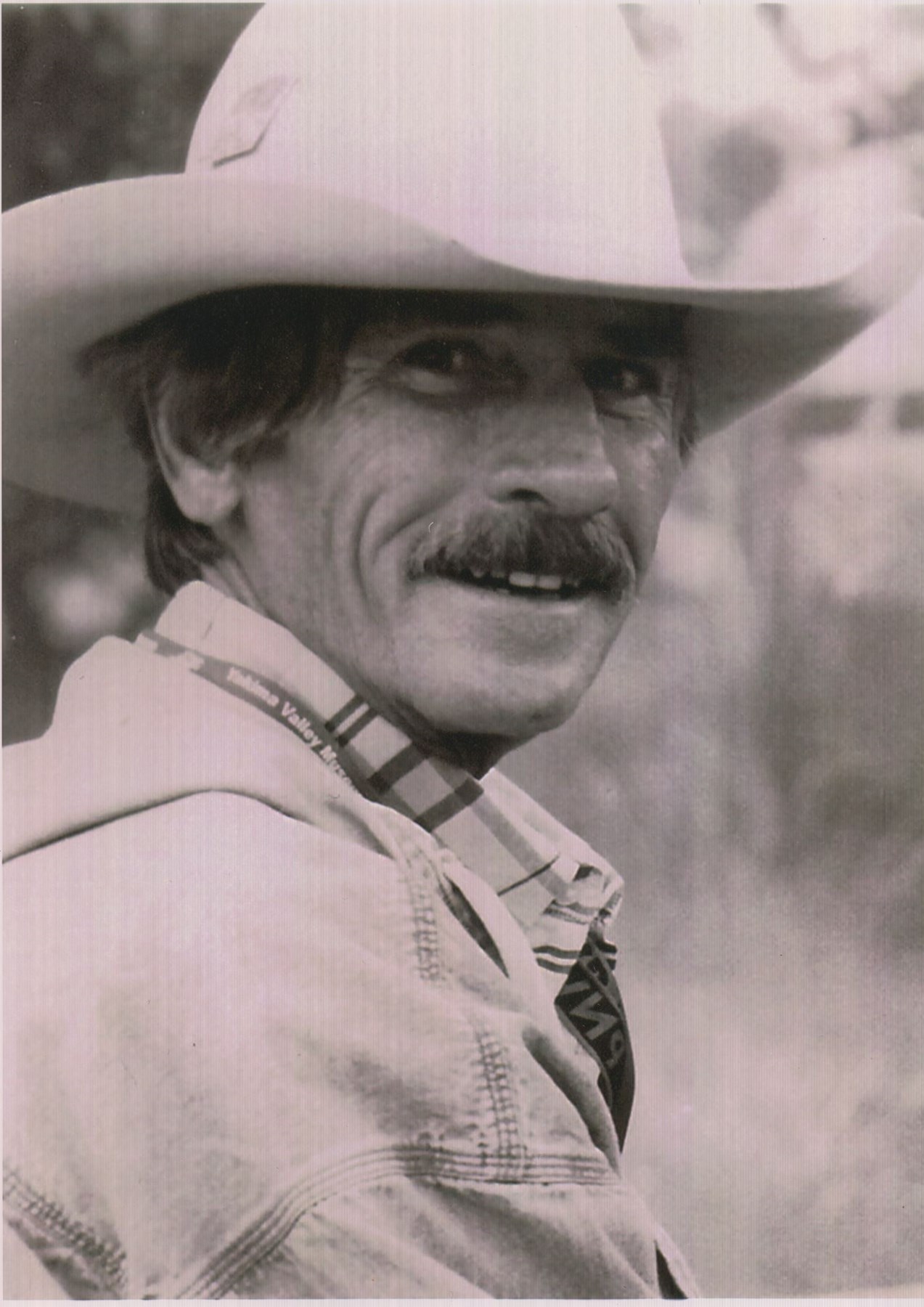 Avis de décès de Dr. Brian Hawkins