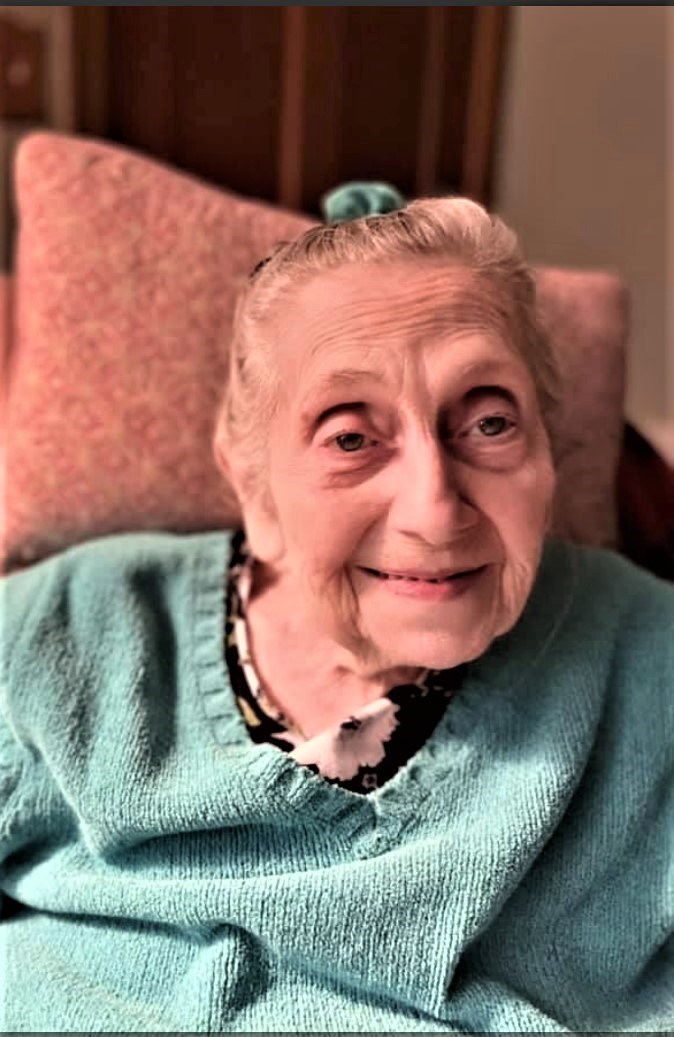 Obituary of Annette C. Gomez