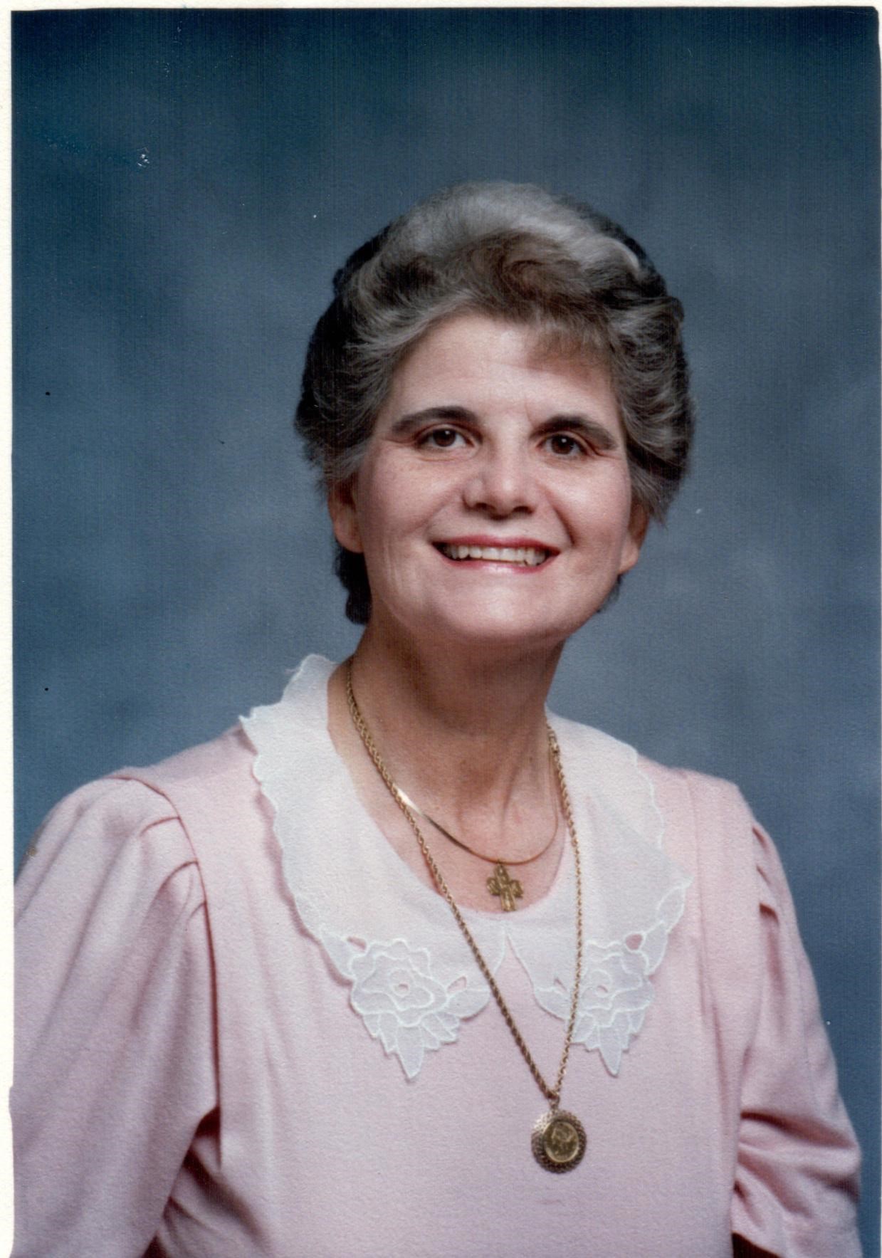Obituary of Louise Lorraine Lastelick