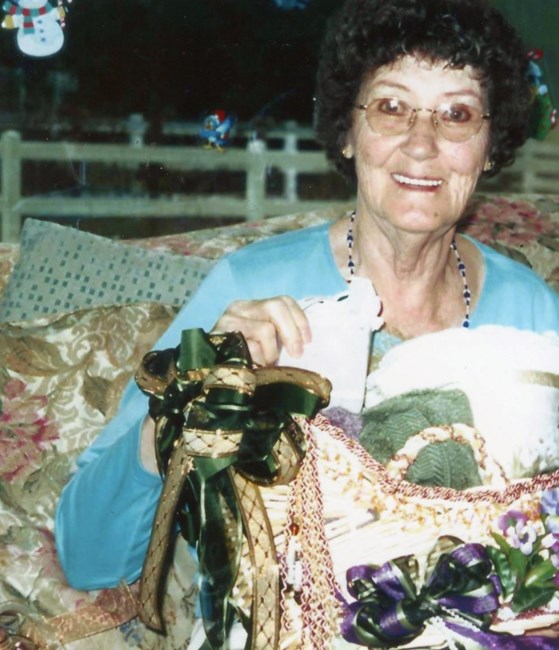 Obituary of Isabel Jean (Stowell) Hunter