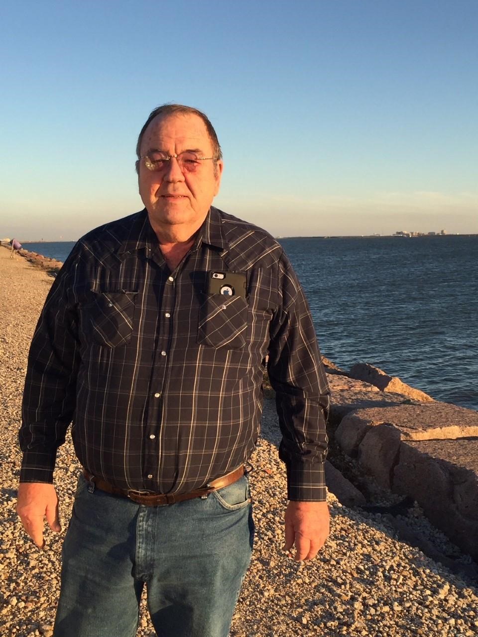 Obituary of Earl Thomas Petropoulos