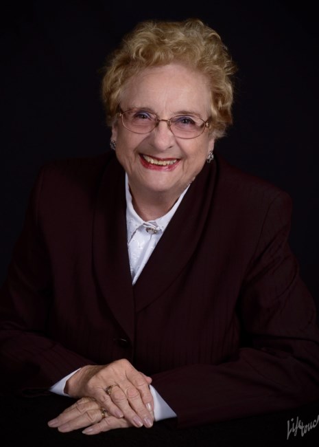 Obituary of Joyce Lola Toland McClelland