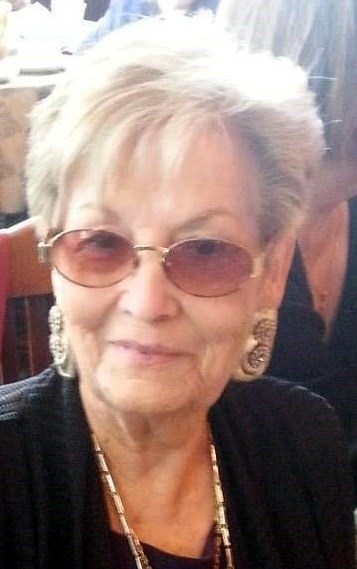 Obituary of Petra Lozano