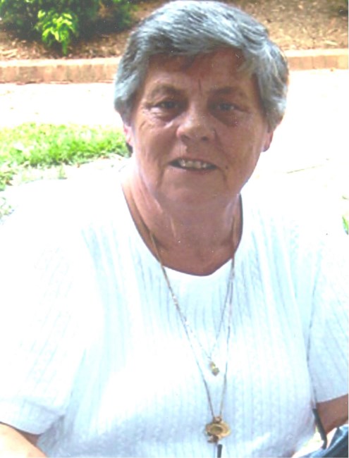 Obituary of Nadine Dagenhart Holbrook
