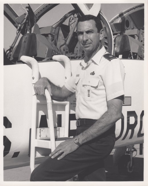 Obituary of Enrique Camacho