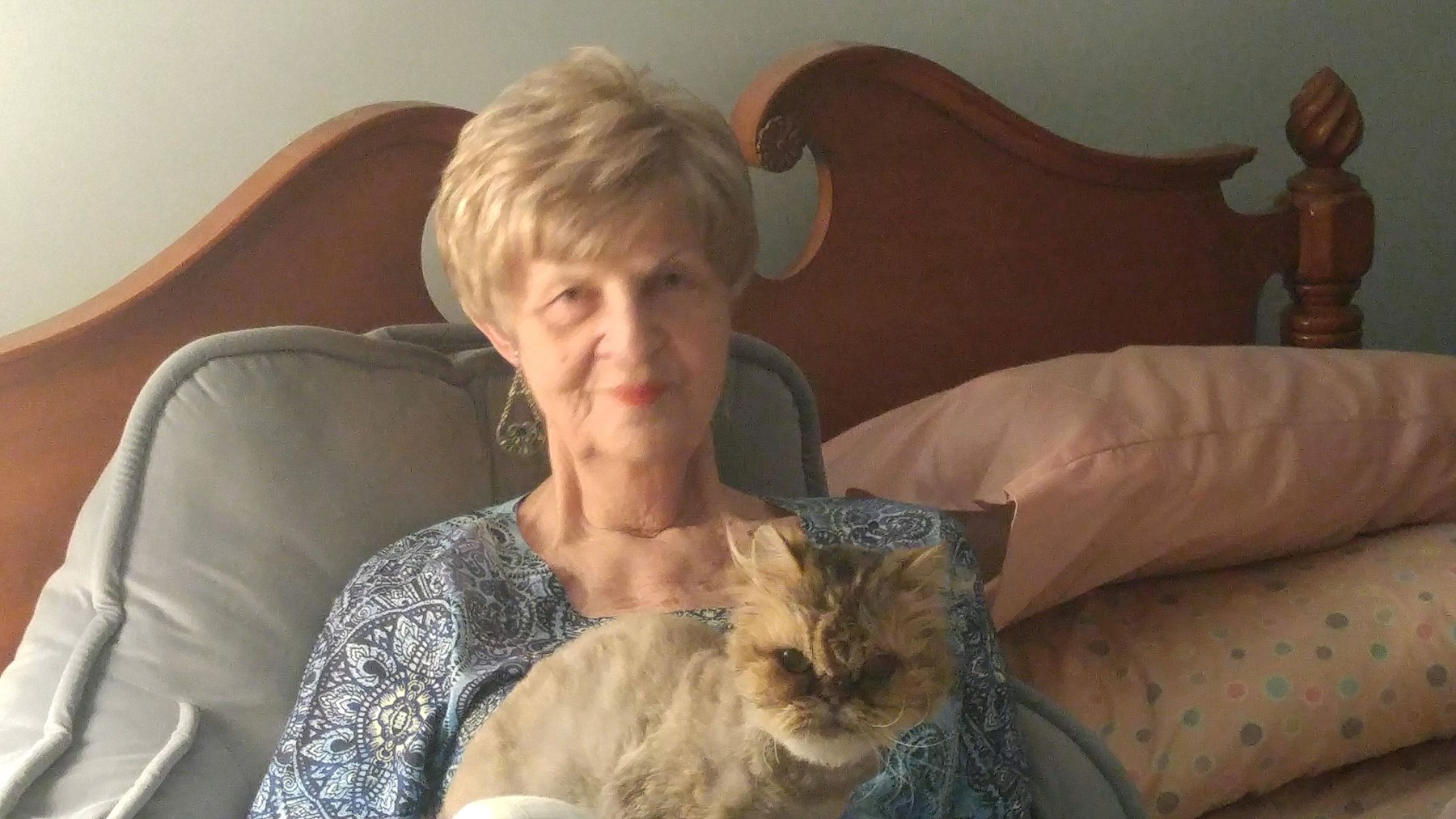 Obituary of Catherine Wolfe Samples