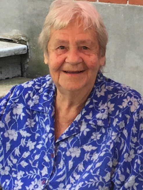 Obituary of Violet Louise Collins