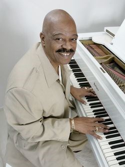 Obituary of Dr. Alfonza "The Bishop" Hobbs