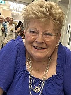 Obituario de Doreen Carol Tasker