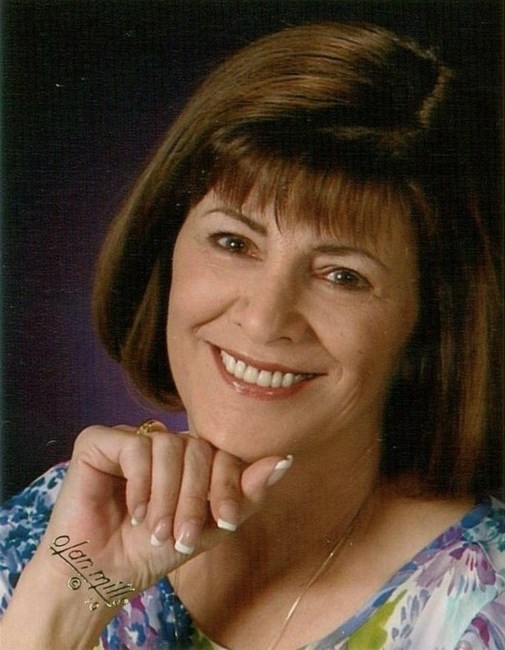 Obituary of Ruth H Elliott