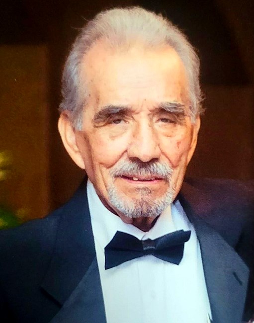 Obituary of Roberto B. Gonzalez