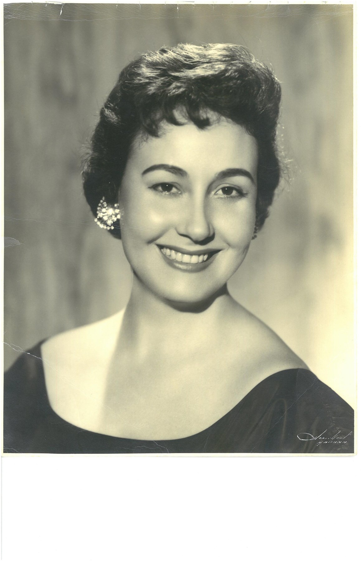 Obituary of Maria Esther Perez