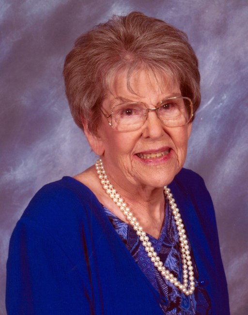 Obituary of Ella Mae "Amy" Pettit