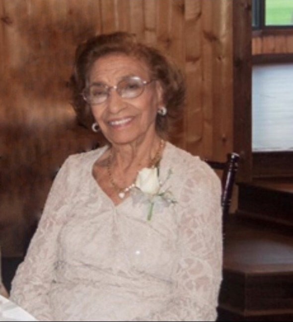 Obituary of Maria Isabel Araujo