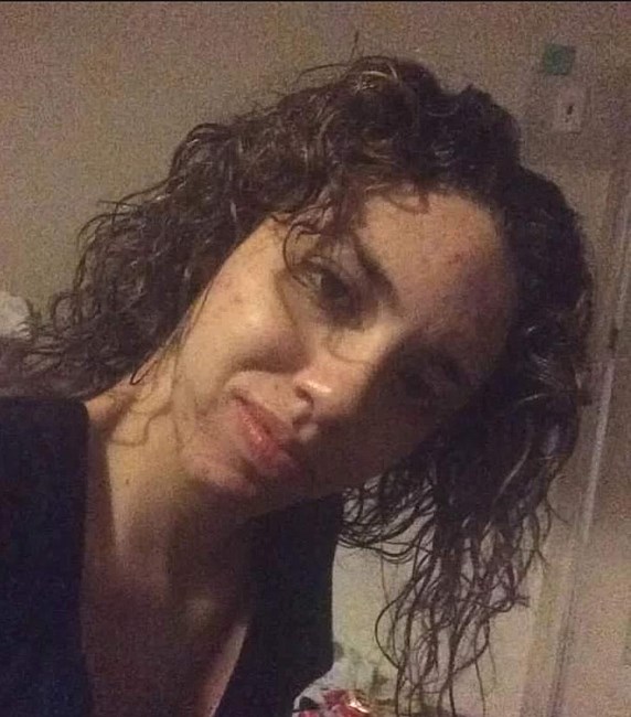 Obituario de Claudia Nikole Vela