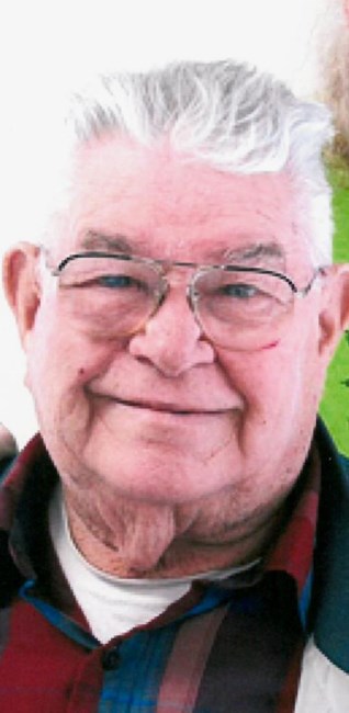 Obituary of Herbert M Howe