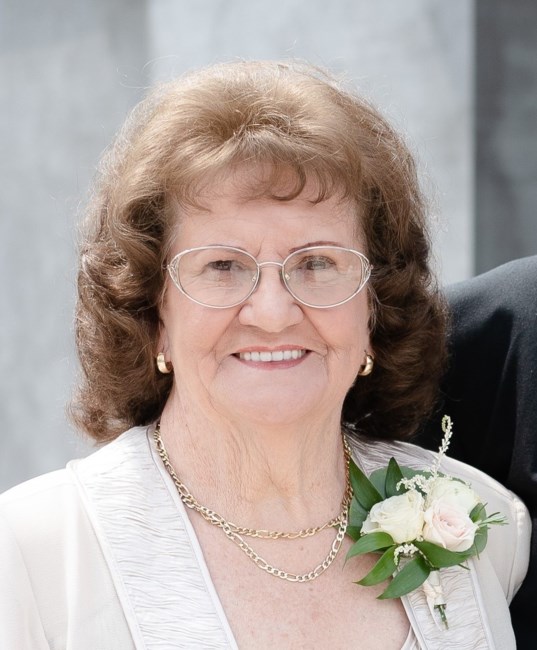 Obituary of Carol Fay Massey