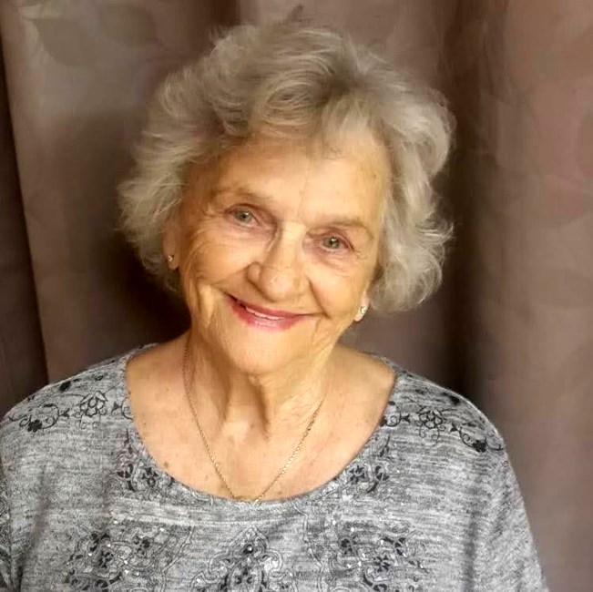 Obituary of Peggy Thompson MacIntyre