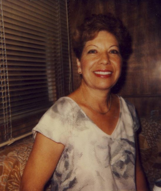 Obituary of Elena Arballo