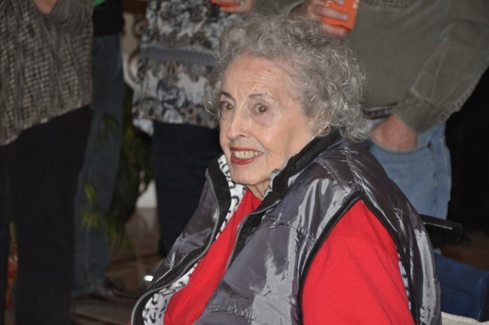 Obituary of Dorothy Louise Roll