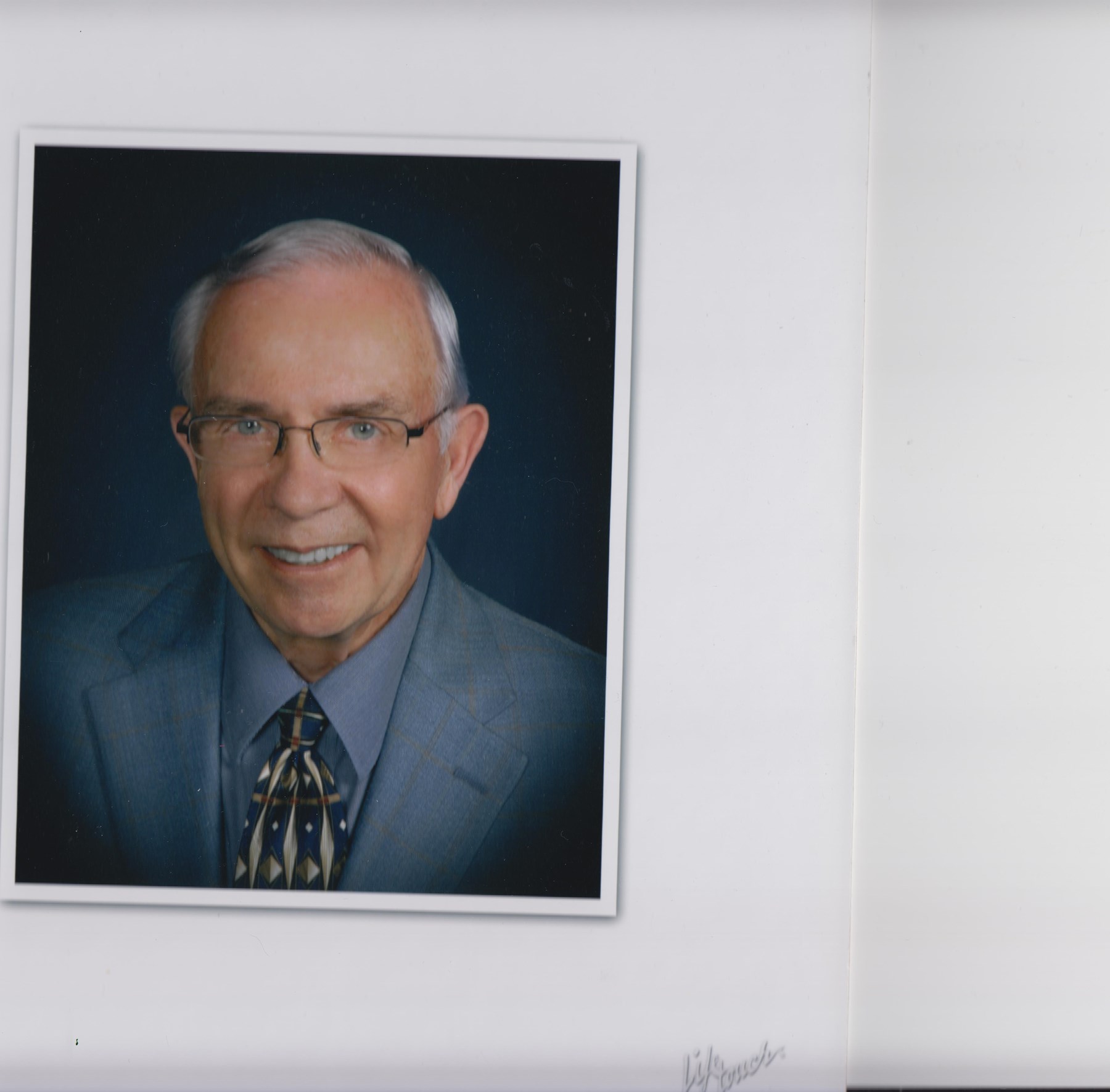 Avis de décès de Stanley J. Wall