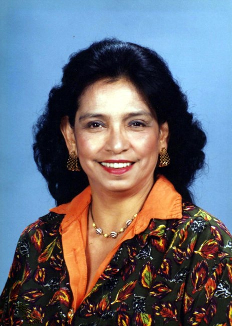 Obituary of Aurora Flores