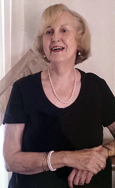 Obituary of Mary Elizabeth Howell