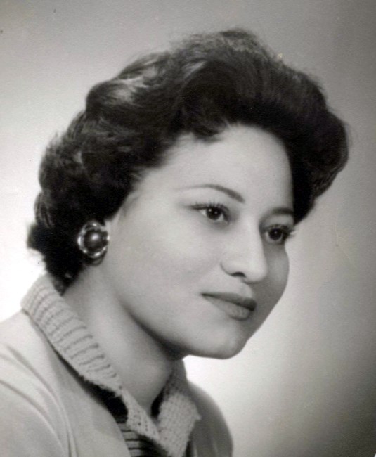 Obituary of Maria Teresa Villarreal-Andrade