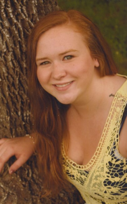 Obituary of Julie Nicole Hope (Nikki) Carlton