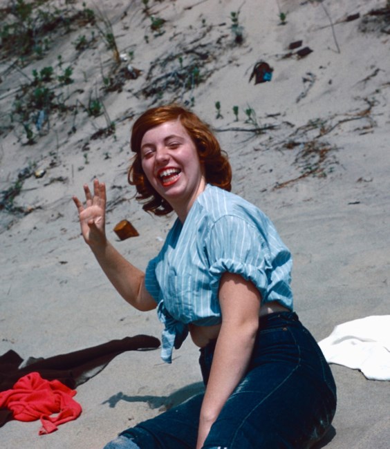 Obituary of Bonnie DeWeerd Johns