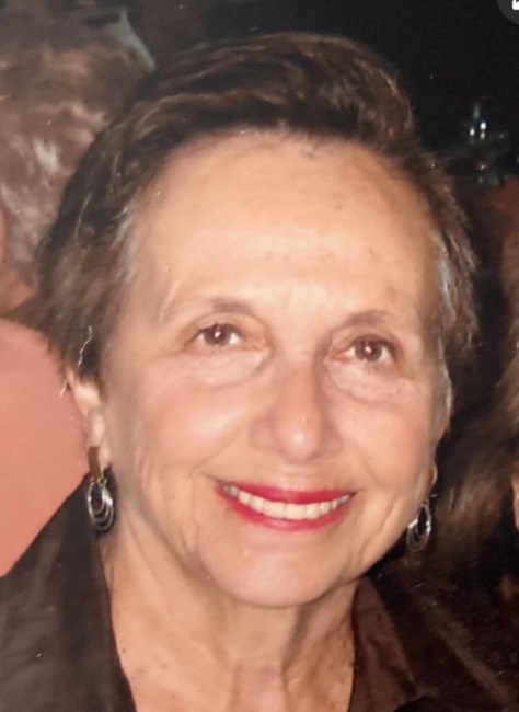 Obituary of Elaine Gold