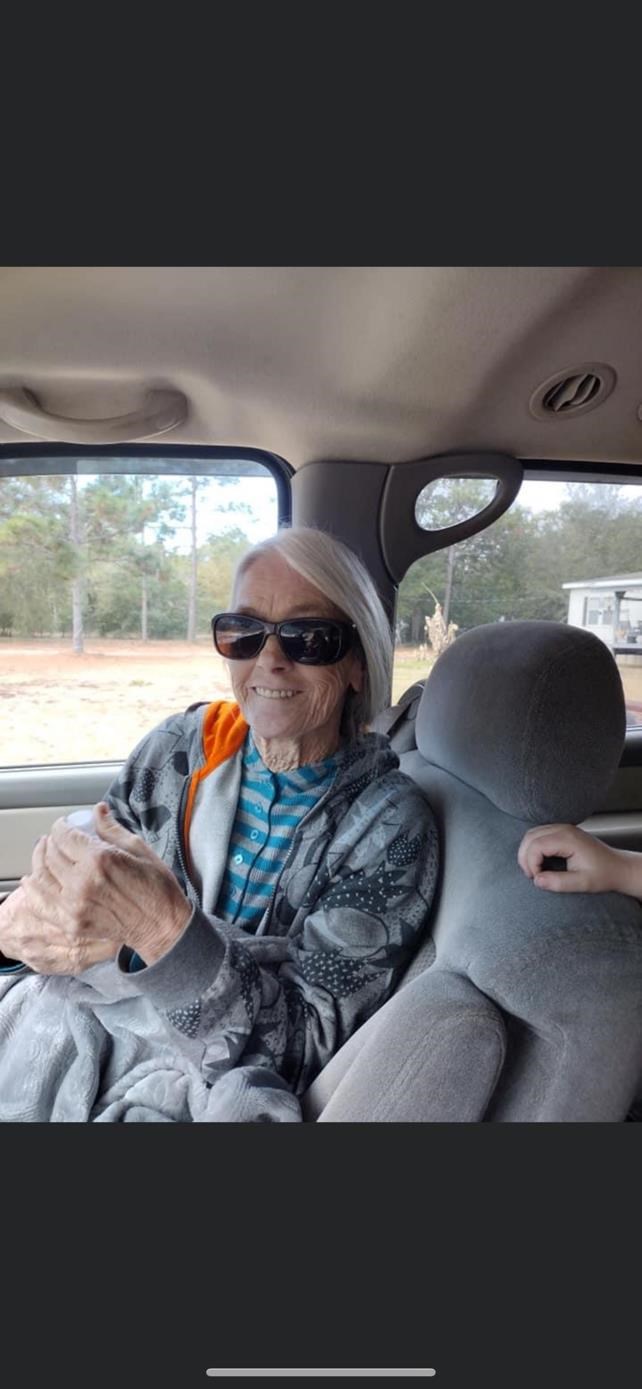 Avis de décès de Joyce Ann Summers