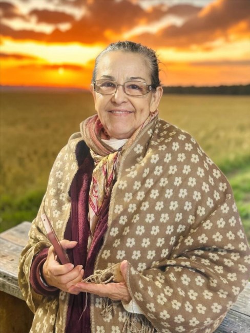 Obituary of Velia D Leal