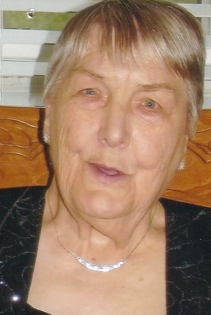 Obituary of Esther Jeanette Quate
