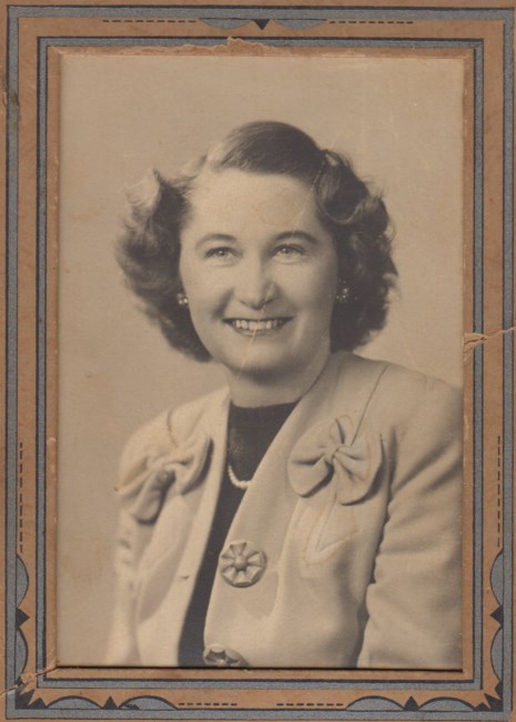 Obituary of Lillian Graeser