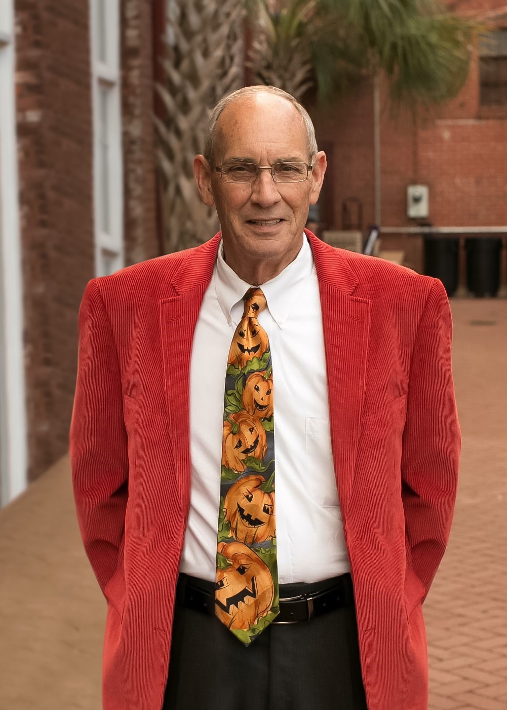 Obituary of Thomas Kohn Barnes Jr.