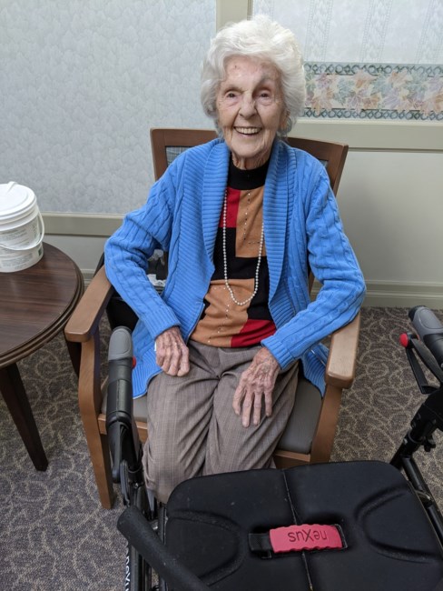 Obituary of Florence Sheila Perry