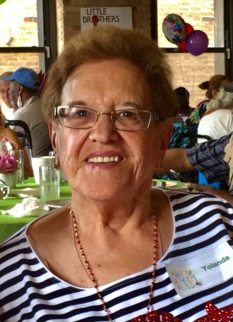 Obituary of Yolanda T De La Garza