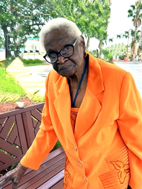 Obituary of Voida Samuel