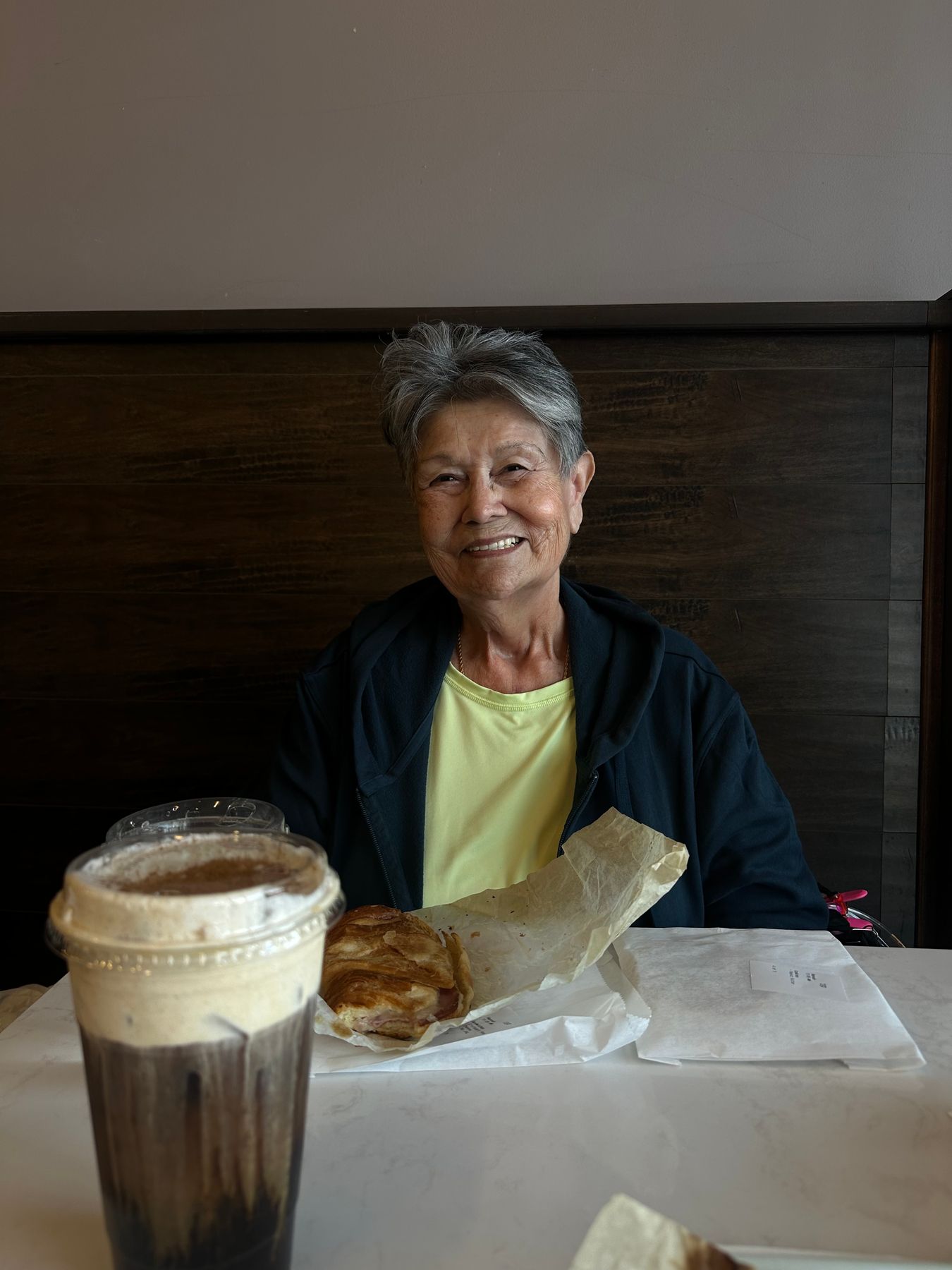 Obituary of Aurora Flores