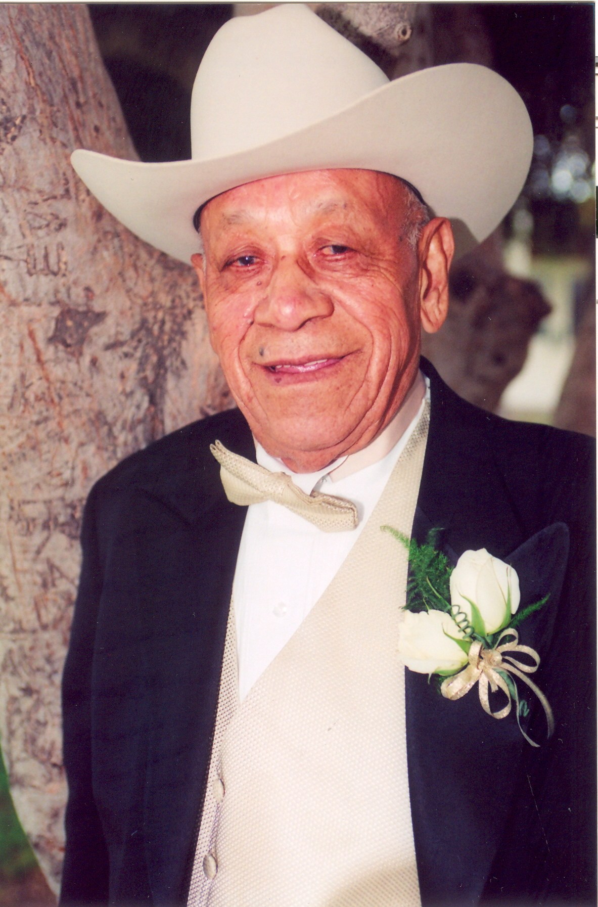 Obituary of Maximiliano R. Arriola