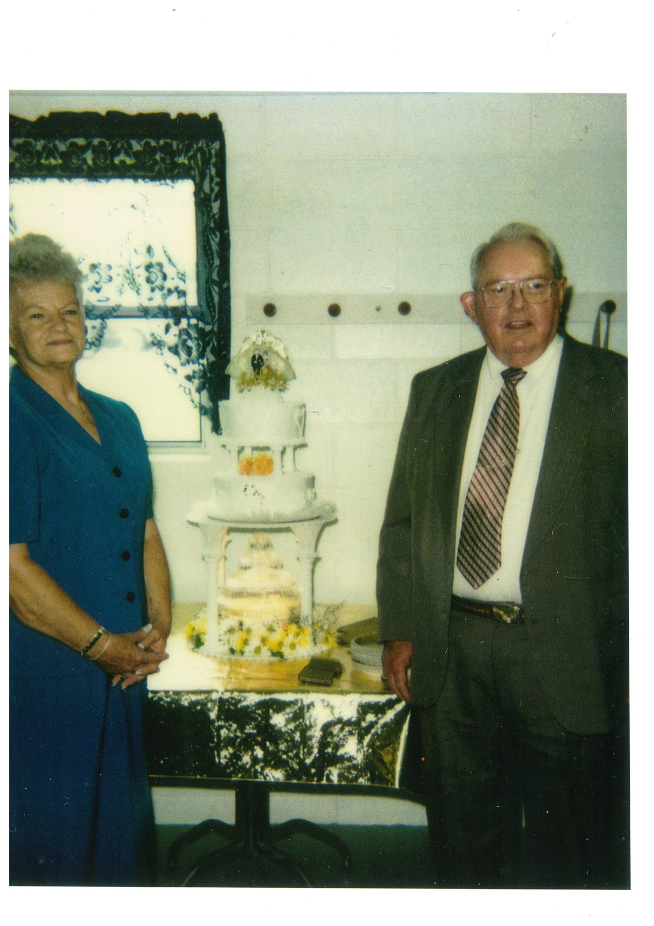 Avis de décès de Mr.  Forrest Adams