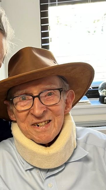 Obituario de John B Russell