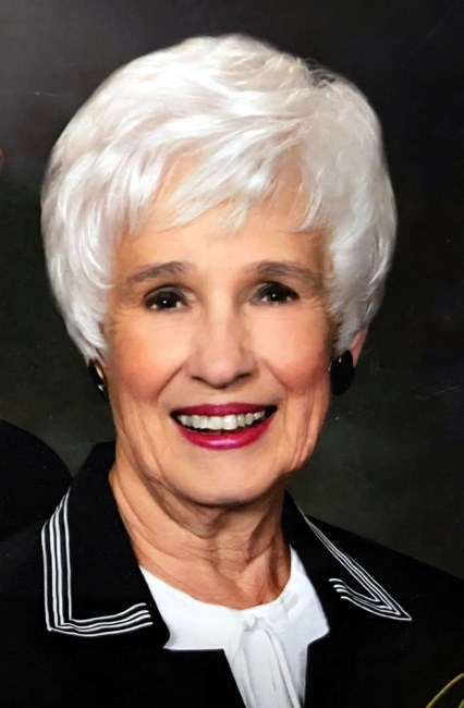 Obituary of Lucile Glasgow Adams