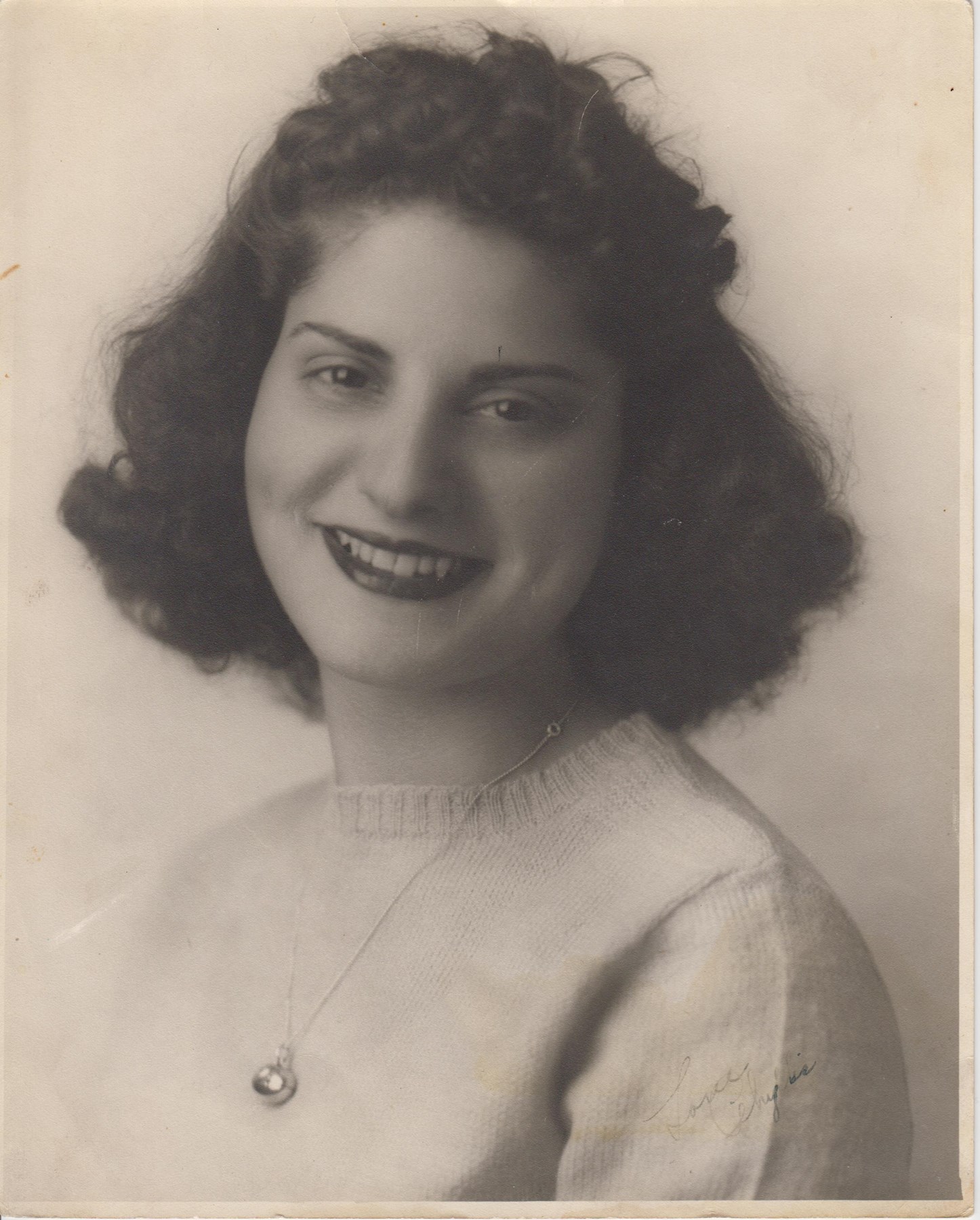 Obituary of Phyllis Mary Leone