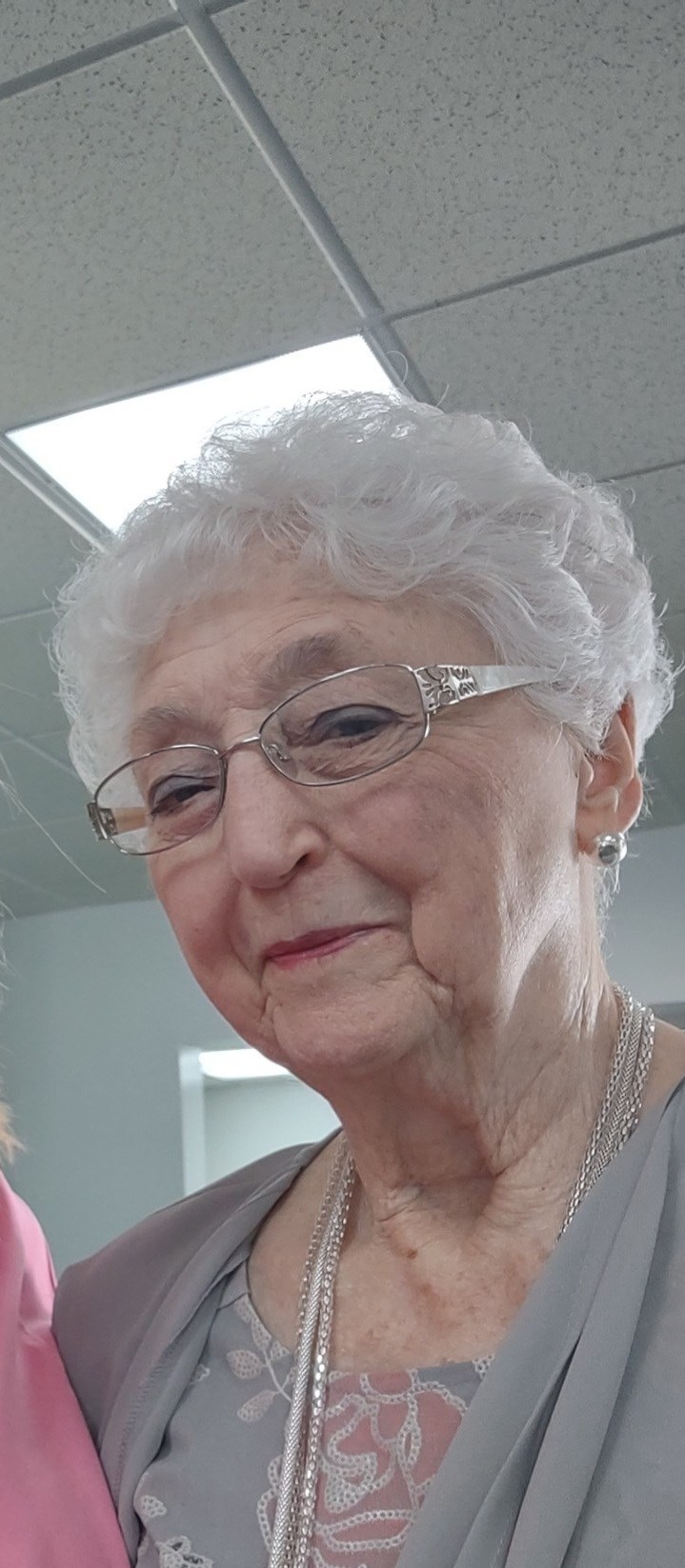 Avis de décès de Barbara Jean Hall