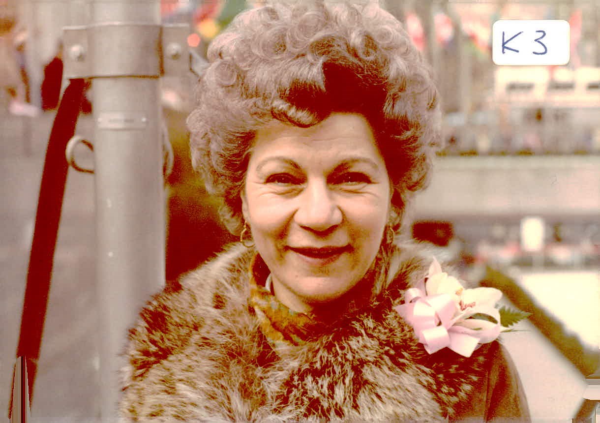 Obituary of Helen Makriplis